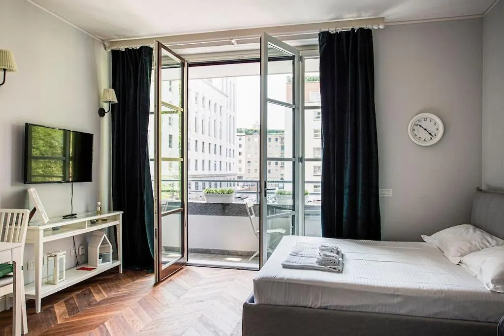 Unique Studio In The Heart Of Milano